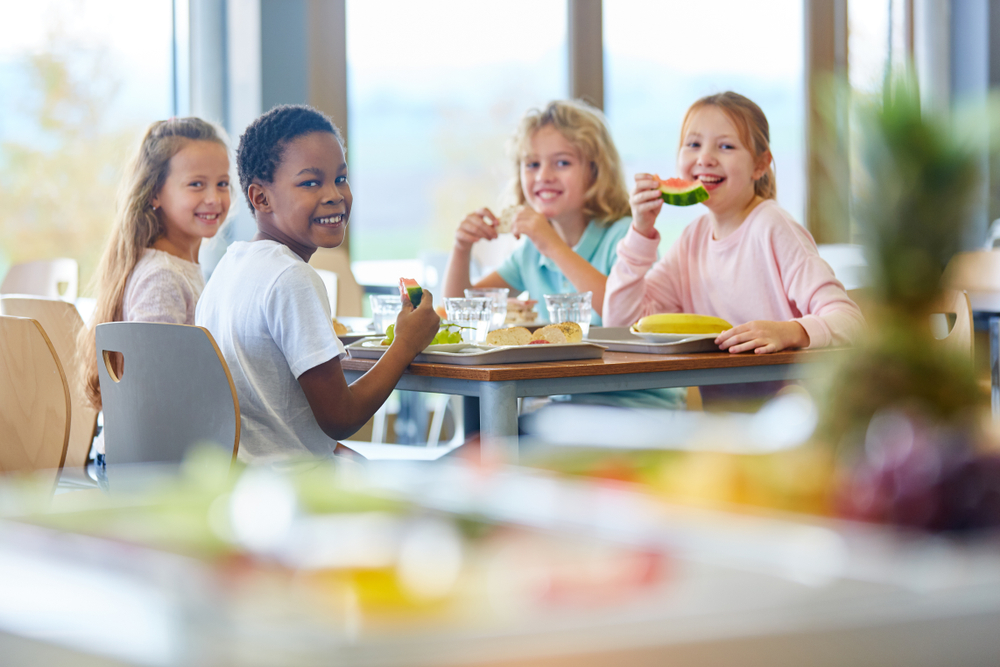 Des repas sains et abordables pour les élèves